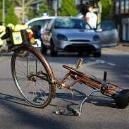 Ongeval fietser in het verkeer: minimaal recht op 50% schadevergoeding